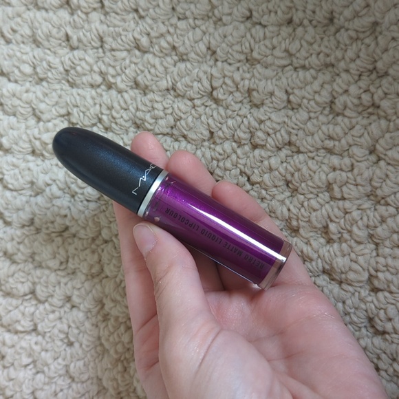 Retro Matte liquid Lipcolour - Picture 3 of 3